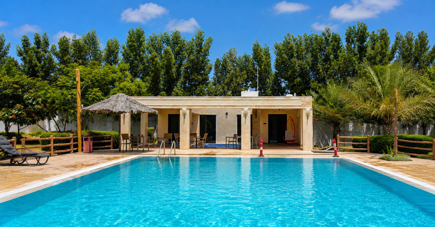 Pool and garden at Citi Farm Resort